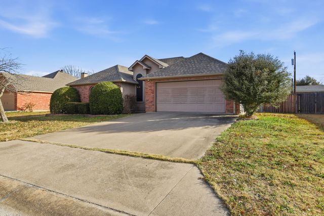 921 Calder Street, Howe, TX 75459