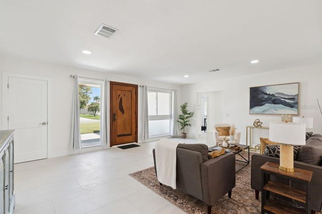 2335 TROPICAL SHORES DRIVE SE, St Petersburg, FL 33705