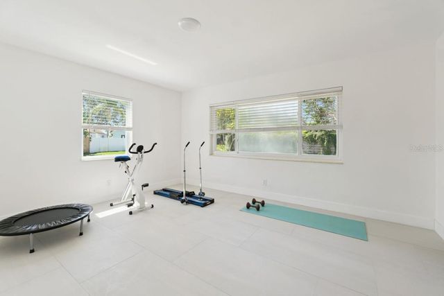 2335 TROPICAL SHORES DRIVE SE, St Petersburg, FL 33705