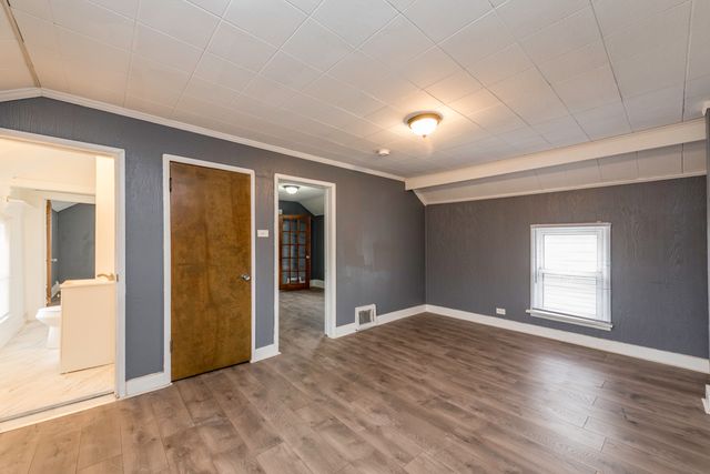 614 Walnut Street, Waukegan, IL 60085