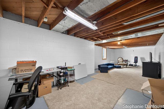 621 E Sunset Drive, North Muskegon City, MI 49445
