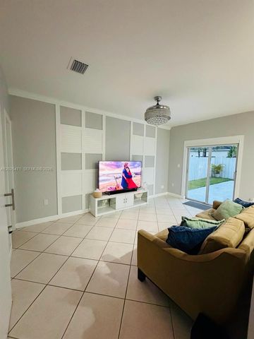15858 SW 138th Ter 15858, Miami, FL 33196