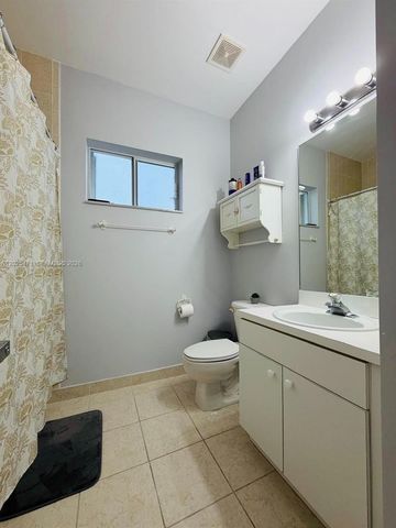 15858 SW 138th Ter 15858, Miami, FL 33196