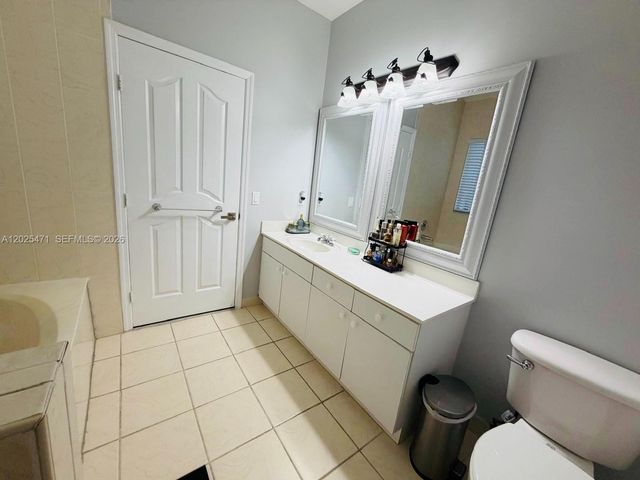 15858 SW 138th Ter 15858, Miami, FL 33196