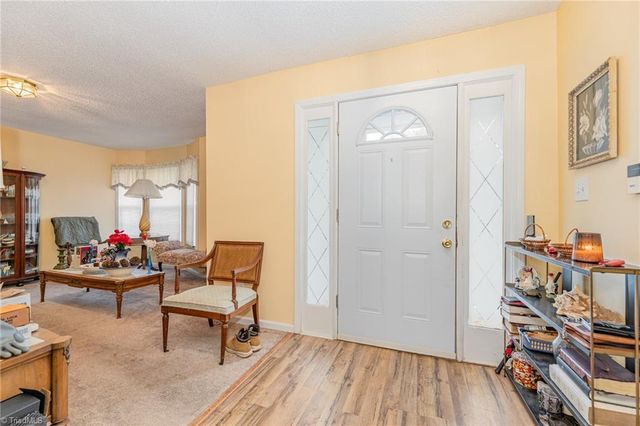 2296 Zornbrook Drive, Greensboro, NC 27406