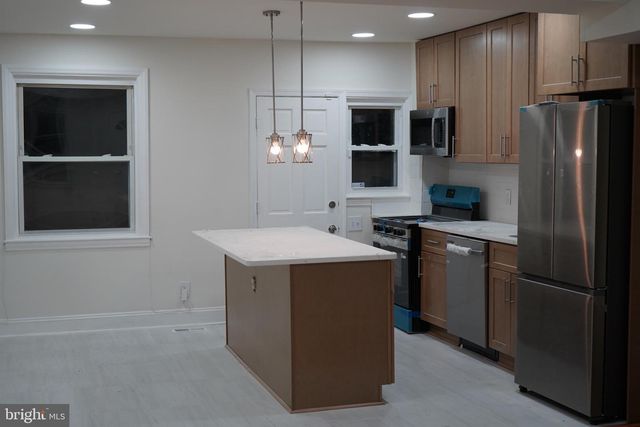 40 UPMANOR RD, Baltimore, MD 21229