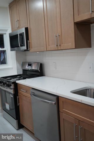 40 UPMANOR RD, Baltimore, MD 21229