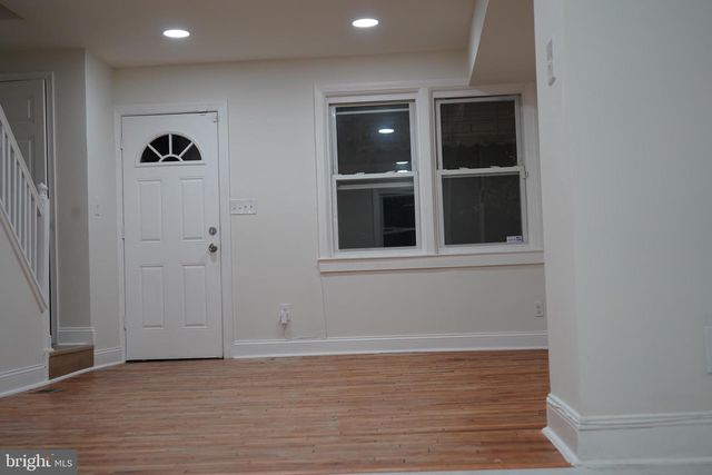 40 UPMANOR RD, Baltimore, MD 21229