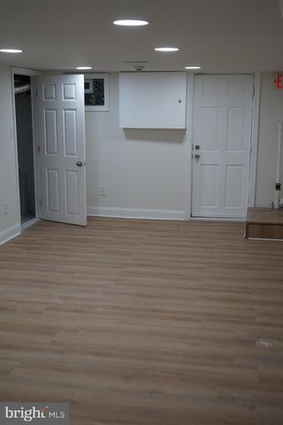 40 UPMANOR RD, Baltimore, MD 21229