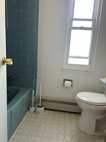 77-24 252nd Street 2nd Floor, Bellerose, NY 11426