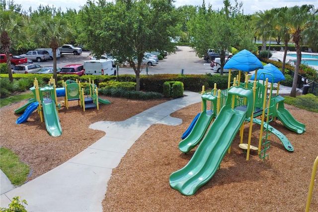 2224 Dancy ST, Naples, FL 34120