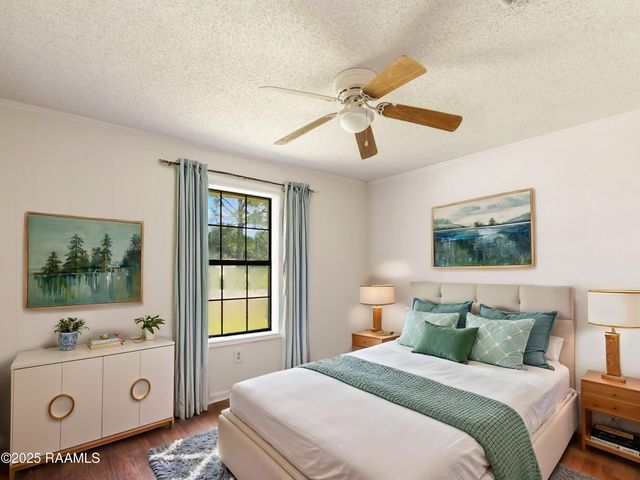 206 L Dubois Road, New Iberia, LA 70560