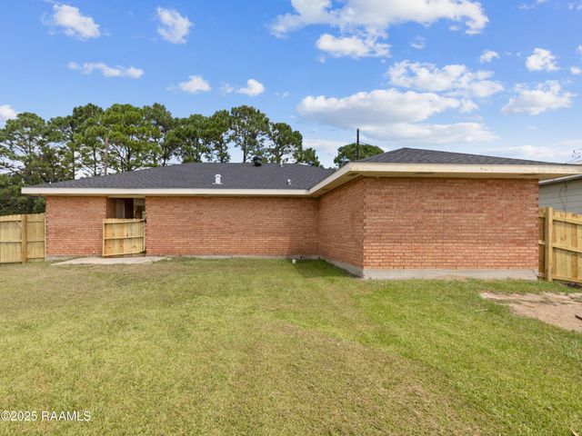 206 L Dubois Road, New Iberia, LA 70560