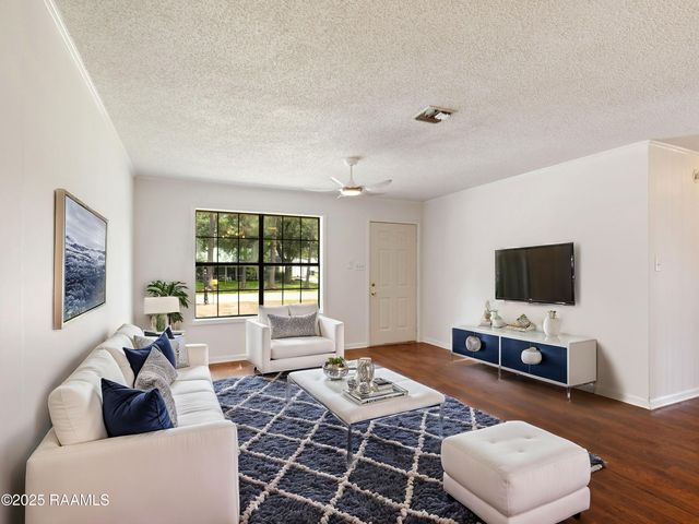 206 L Dubois Road, New Iberia, LA 70560