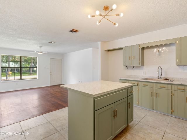 206 L Dubois Road, New Iberia, LA 70560