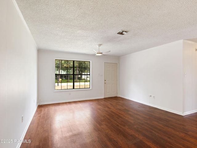 206 L Dubois Road, New Iberia, LA 70560