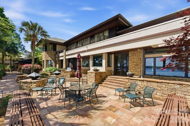14051 Island Drive, Huntersville, NC 28078