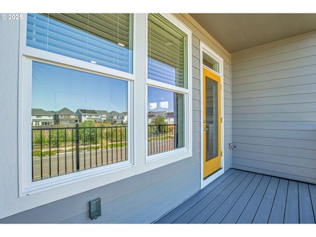 16489 Nw LIBERTY St, Portland, OR 97229