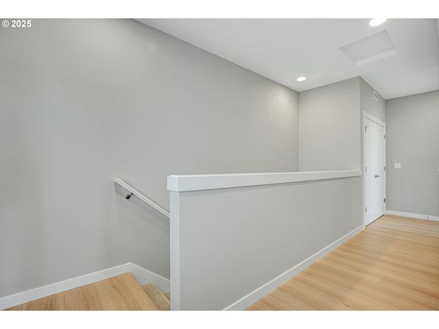 16489 Nw LIBERTY St, Portland, OR 97229