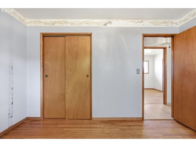 2270 HOYT St Se, Salem, OR 97302