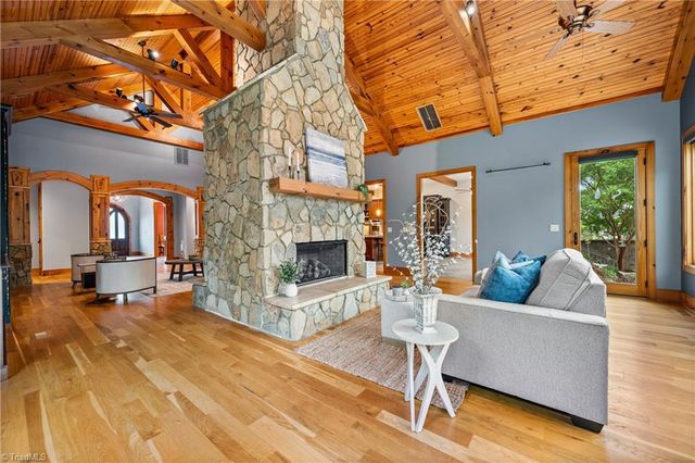 7313 Autumn Lake Drive, Summerfield, NC 27358