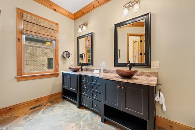 7313 Autumn Lake Drive, Summerfield, NC 27358