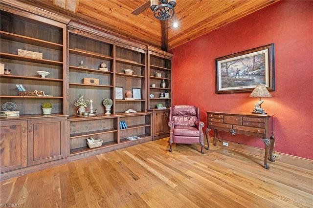 7313 Autumn Lake Drive, Summerfield, NC 27358