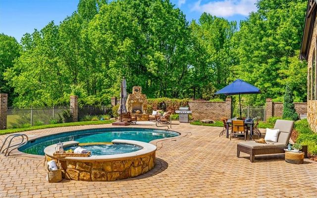 7313 Autumn Lake Drive, Summerfield, NC 27358