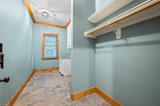 7313 Autumn Lake Drive, Summerfield, NC 27358