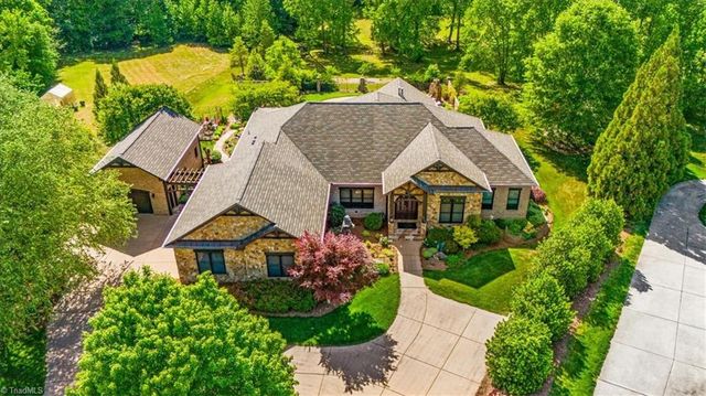 7313 Autumn Lake Drive, Summerfield, NC 27358