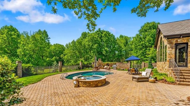 7313 Autumn Lake Drive, Summerfield, NC 27358