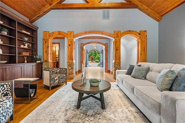 7313 Autumn Lake Drive, Summerfield, NC 27358