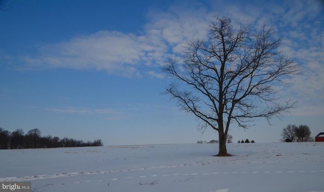 275 MANOR RD, Red Lion, PA 17356