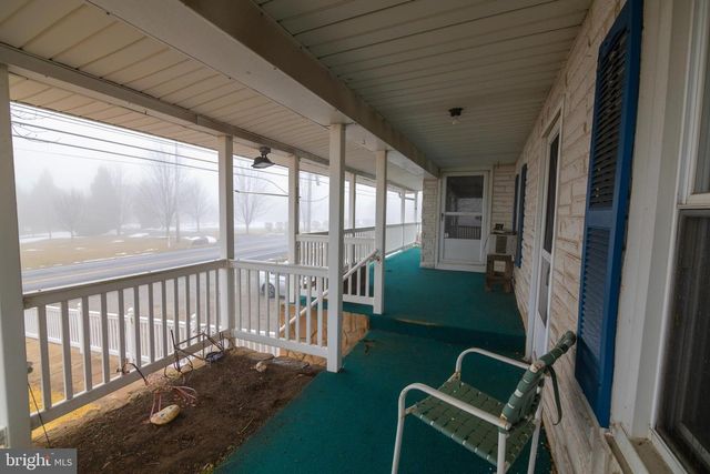 275 MANOR RD, Red Lion, PA 17356