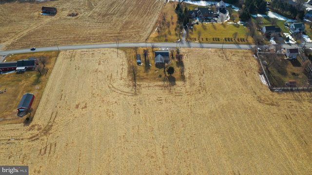 275 MANOR RD, Red Lion, PA 17356