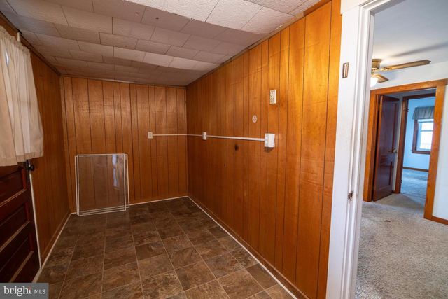 275 MANOR RD, Red Lion, PA 17356