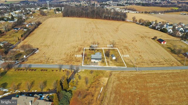 275 MANOR RD, Red Lion, PA 17356