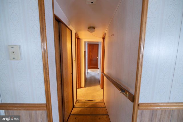 275 MANOR RD, Red Lion, PA 17356