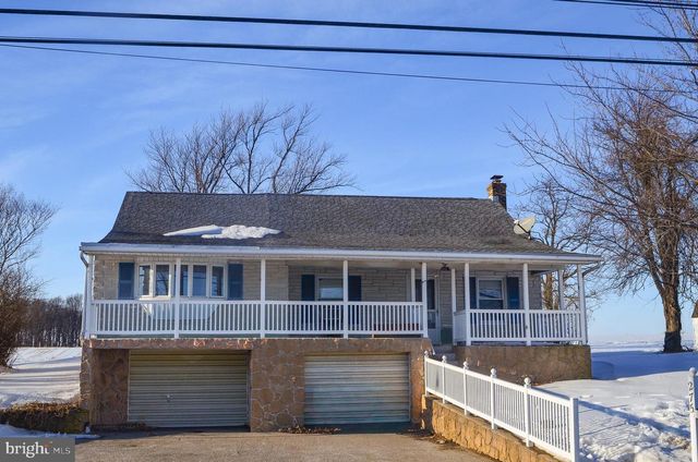 275 MANOR RD, Red Lion, PA 17356