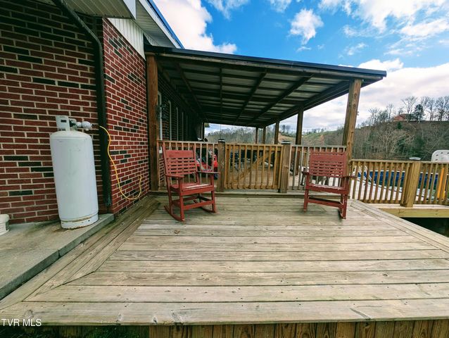 246 The New Road, Clintwood, VA 24228
