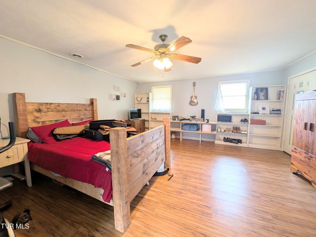 246 The New Road, Clintwood, VA 24228