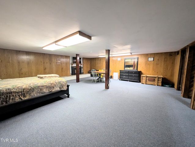 246 The New Road, Clintwood, VA 24228