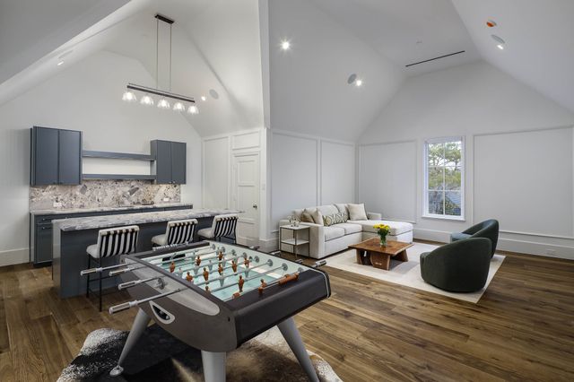 5531 Walnut Hill Lane, Dallas, TX 75229