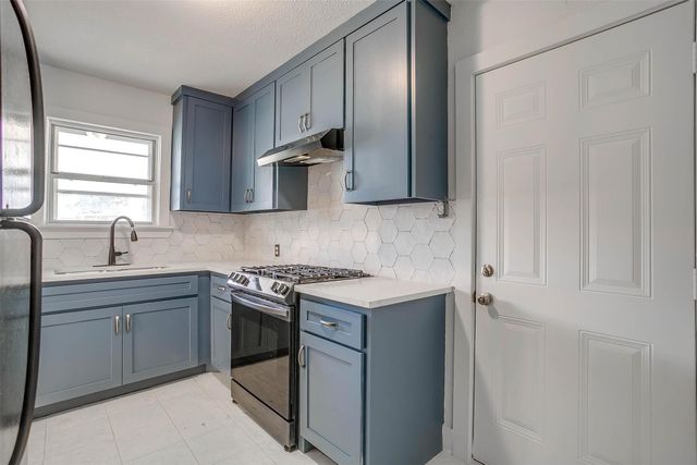 2058 Standifer Street, Fort Worth, TX 76164
