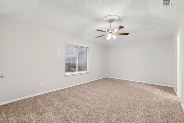 4900 Ridgeline Drive, Arlington, TX 76017