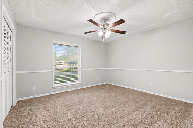 4900 Ridgeline Drive, Arlington, TX 76017