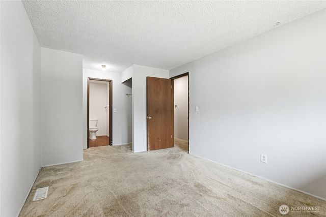 2735 26th Street SE, Auburn, WA 98002