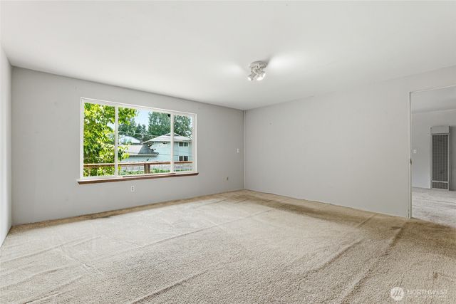 2735 26th Street SE, Auburn, WA 98002