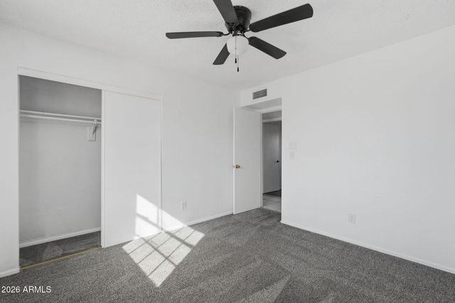 7238 W Canterbury Drive, Peoria, AZ 85345