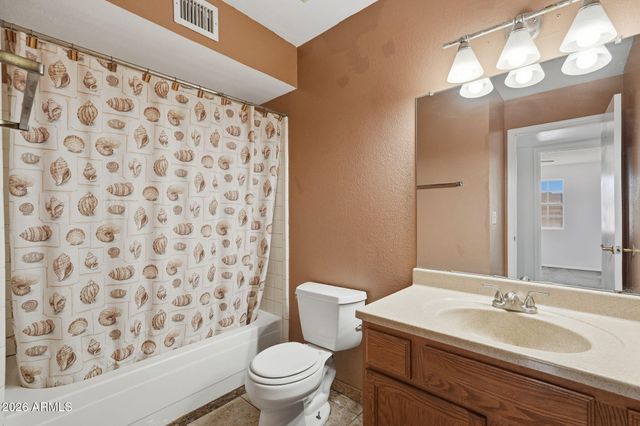 7238 W Canterbury Drive, Peoria, AZ 85345